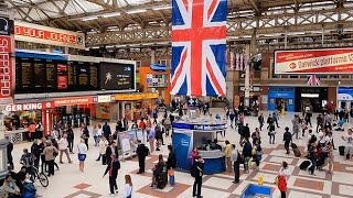 A Walk Through The London Victoria Station London England [upl. by Elnar]